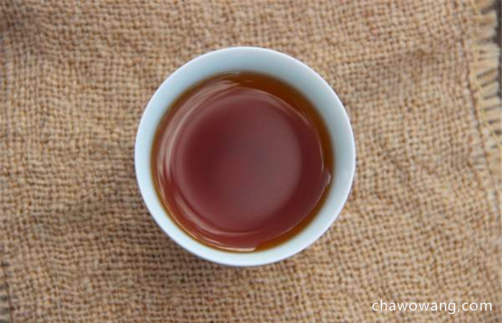 解密千两茶背后的故事，为什么说它是百年传承的“黑茶之魂”？