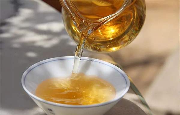 历史长河中发酵陈化的安化黑茶