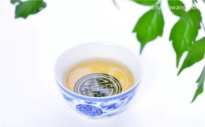 青茶缘何叫作乌龙茶？