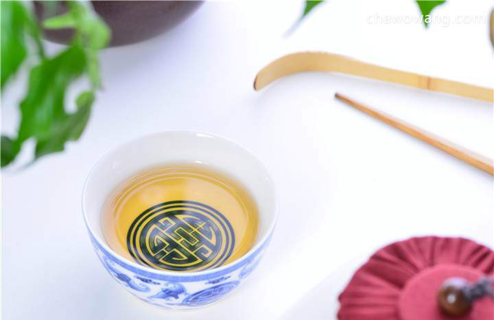 台湾乌龙茶为什么又叫冻顶茶？
