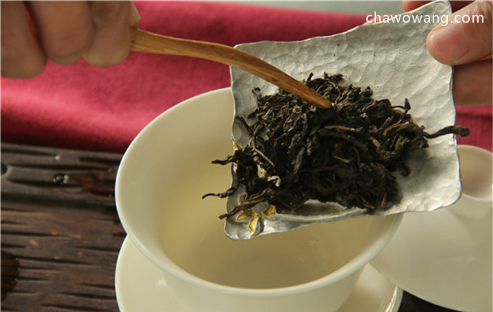 黑茶容易吸味和串味，到底该如何储藏？