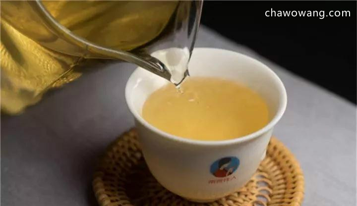 青茶——清香与醇厚的完美结合体