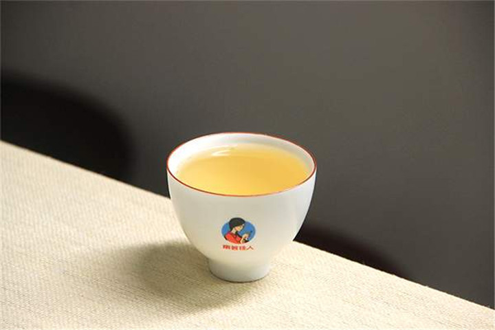 白毫银针，凭什么是最珍贵的白茶？
