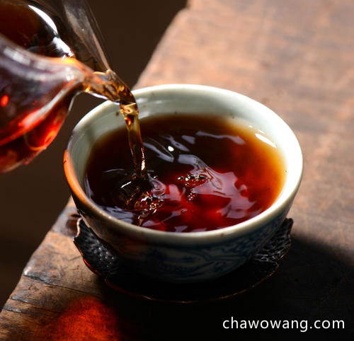 普洱生茶和熟茶哪个要好喝？