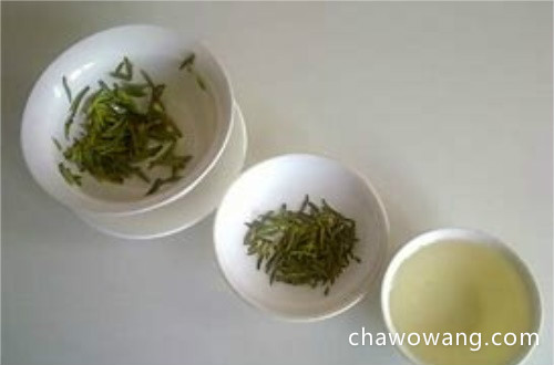 红枣枸杞甘草菊花茶的功效与禁忌 菊花茶的功效与禁忌桃