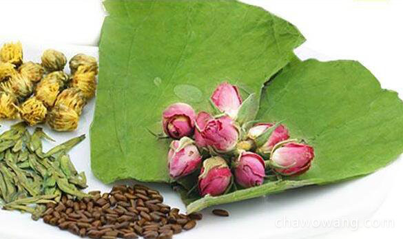  玫瑰荷叶茶的功效与作用 玫瑰荷叶茶的副作用
