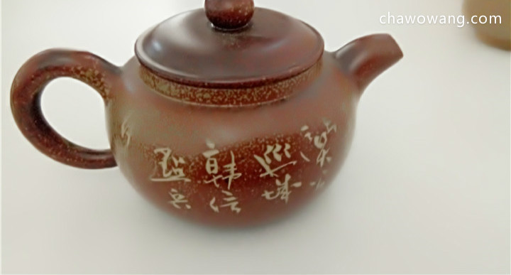 用紫砂壶泡茶，不同的茶配不同壶？