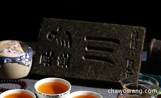 安化黑茶茯砖茶怎么拆 安化黑茶茯砖茶独特加工工艺