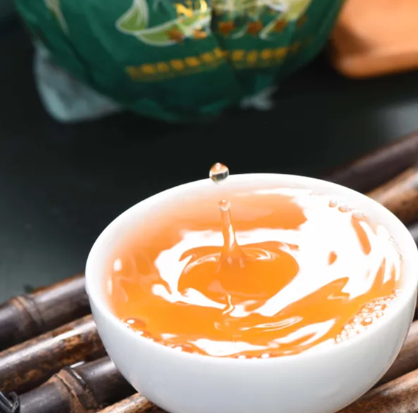 为什么只有普洱茶类炒得最火、价格最高呢？
