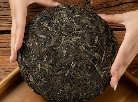 为什么只有普洱茶类炒得最火、价格最高呢？