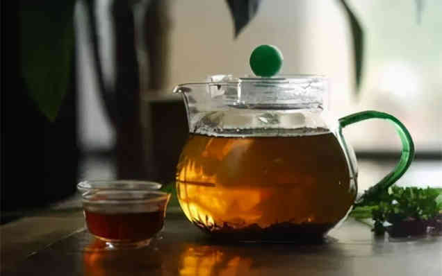 白茶的价格是多少钱一斤？