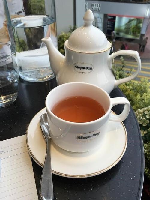 伯爵茶和奶茶