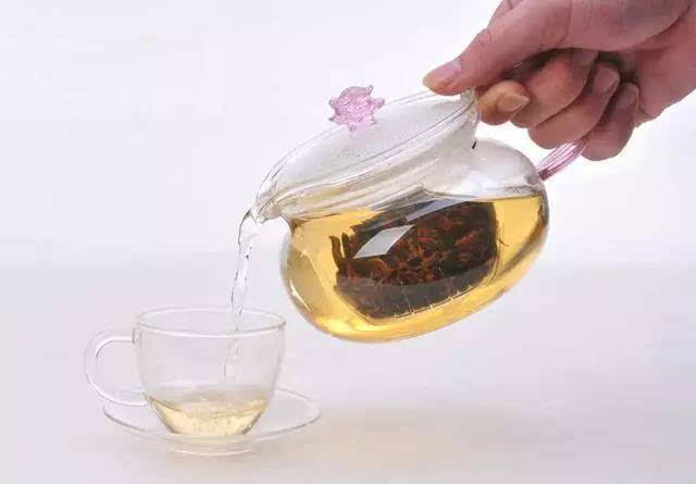 大麦茶湿热体质能喝吗