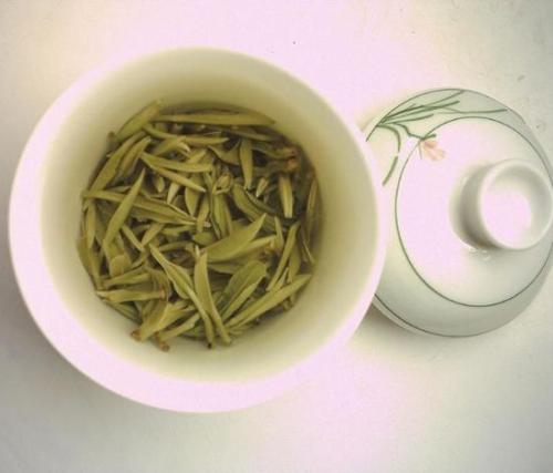 黄山毛峰、金寨野茶、溧阳茗茶、三种茶叶哪种好