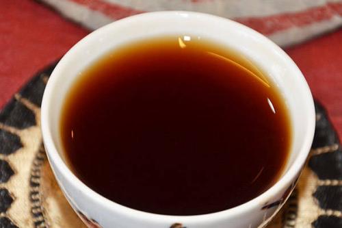 熟普洱茶茶汤越黑越好吗